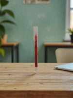 قلم حبر سائل أحمر