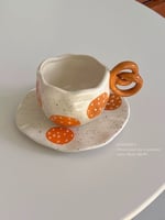 كوب سيراميك بمقبض بسكويت