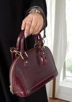 شنطة جلد نسائي