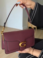 شنطة كوتش تابي برغندي