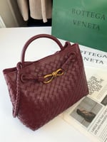 شنطة نسائية