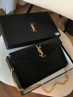 باوتش أنيق باللون الاسود