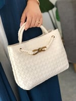 شنطة نسائية