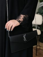 باوتش أنيق باللون الاسود