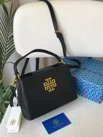 حقيبة يد نسائية