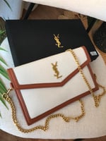 باوتش أنيق باللون الاسود