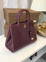 حقيبة نسائية