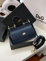 حقيبة نسائية دولتشي