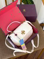 شنطة نسائية مميزة من توري بورش