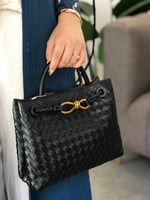 شنطة نسائية