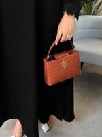 شنطة نسائية