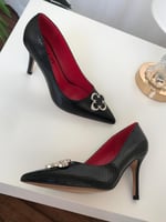 كعب نسائي انيق