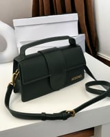 شنطة نسائية