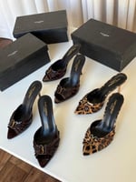 كعب سان لوران تايقر