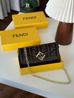 فيندي كروس بودي