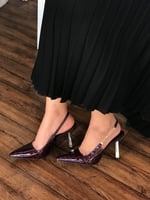 كعب نسائي أنيق