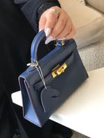 حقيبة نسائية كيلي