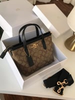 شنطة كوتش Coach