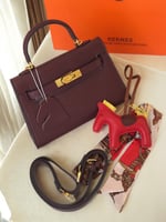 حقيبة نسائية كيلي