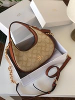 شنطة كوتش ميني نسائي