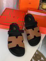 سليبر نسائي جلد