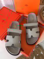 سليبر نسائي جلد