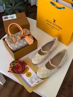 طقم لويس فيتون