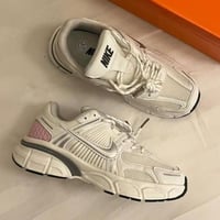 حذاء كاجوال نسائي N