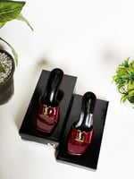 كعب سان لوران نسائي