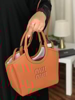 شنطة نسائية