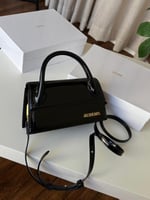 جاكيموس حقيبة نسائية