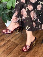 كعب سان لوران