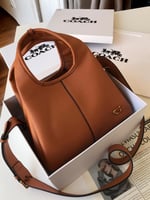 شنطة نسائية