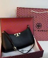 حقيبة توري بورش بتصميم أنيق