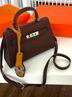 شنطة كيلي قفل فضي