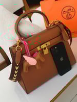 حقيبة نسائية