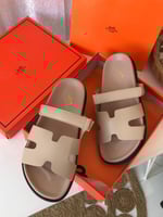 سليبر نسائي جلد