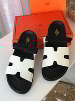 سليبر نسائي جلد