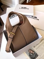 شنطة نسائية