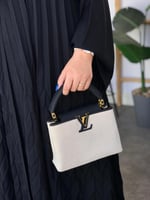 حقيبة نسائية فخمة بتصميم راقي