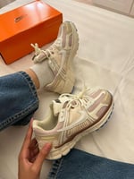 حذاء كاجوال نسائي N