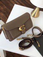 حقيبة كوتش تابي