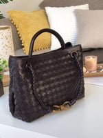 حقيبة نسائية توت باق