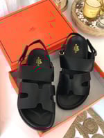 سليبر نسائي جلد