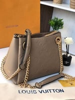 حقيبة نسائية