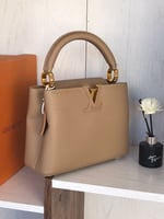 حقيبة نسائية