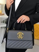 حقيبة يد نسائية