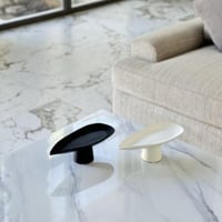 تقديمة سيراميك بقاعدة