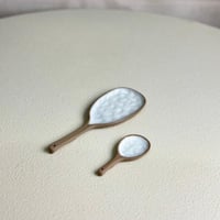 تقديمة سيراميك صغيرة