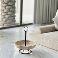 تقديمة خشبية مميزة